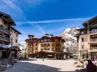 The Village at Palisades Tahoe Hotels in Olympic Valley