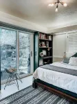 Cozy, artsy chalet in Stillwater with WiFi and AC and set in a scenic landscape.