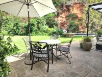 Unique, private and central - Bungalows