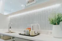 Emka Lodge Studio Room Apartement Surabaya - 3-Star