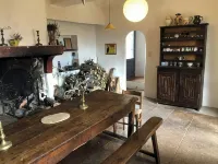 A typical sheepfold between Ventoux and Luberon - Homestays