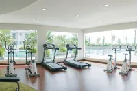 PLATINO SERVICE APARTMENT, 2BR Family Suite, Next to Paradigm mall JB with Big Patio & Pool Access - 3-Star