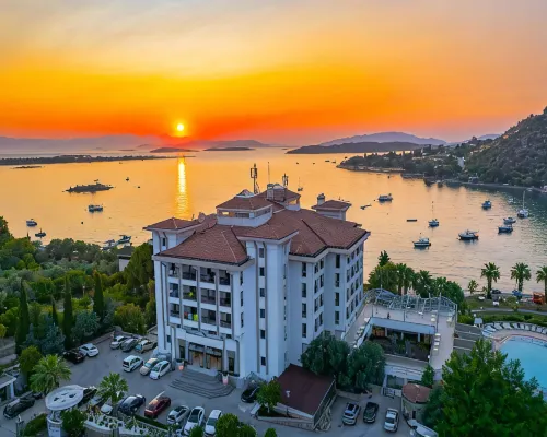 Muup Resort Çeşme- All Inclusive Hotele w: Çeşme