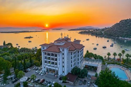 Muup Resort Çeşme- All Inclusive