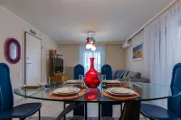 Blue Verve Premium 2 bedroom Retreat - 4-Star