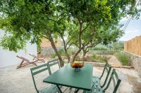 Gioma Garden Villas