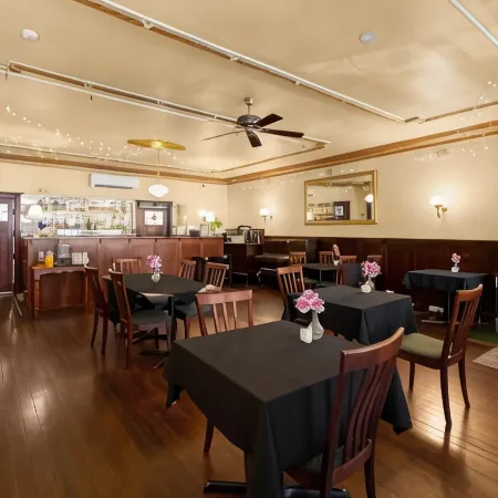 The Metropole Guesthouse