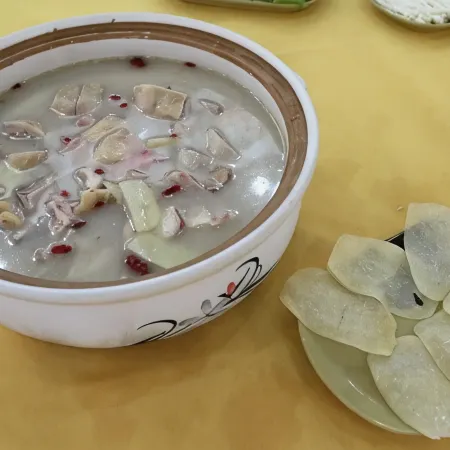 Yuyiqi Homestay