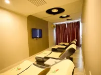 Changyang New Era Business Hotel