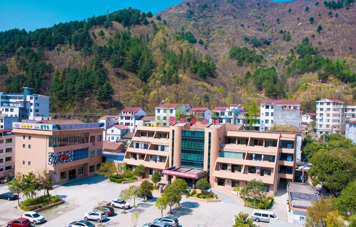 Shuangwei Hotel