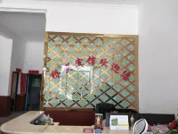 Pingjiang Qiaotou Hotel