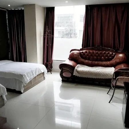 Yuqing Honghe Hotel