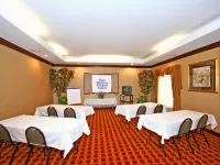 Wingate by Wyndham Greensboro/Coliseum Hotels near Greensboro Coliseum