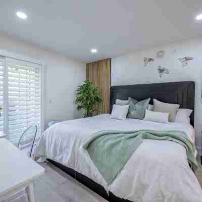 Ocean View, Sand, Waves & Wonder 4 Guests Luxury Resort Experence Rooms