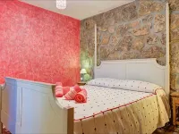Peñalara-la casa de Galapagar, romantic stone lodging with fireplace. Hotels in Galapagar