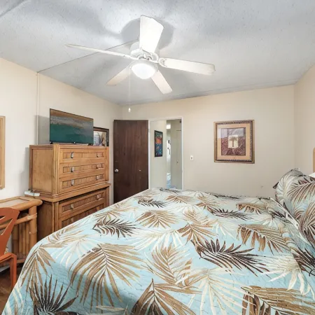 Summer/ Fall  Sale $159. Per Night Thru to Early December! Ocean View!