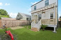 Fresh Luxe Design • Spacious • Free Parking • Near French Quarter • Back Patio