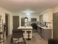 Apt in the Heart of Montrose! World Cup Special! - Condos
