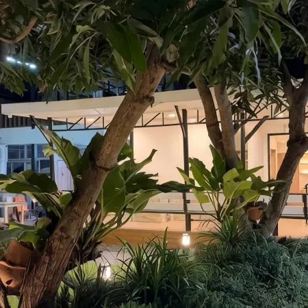 611 Hotel