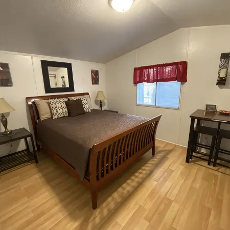 50% to Book Home - Super Clean 3Br- Sleeps 6- by TNT