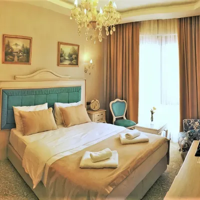 Vendome Hotel Hotels near Sarısu Kurşunlu Cami