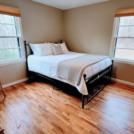 Enjoy farm and nature near South Huntsville, Redstone Arsenal, and the River!