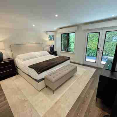 La Jolla Shores Beachfront Bliss with AC Rooms