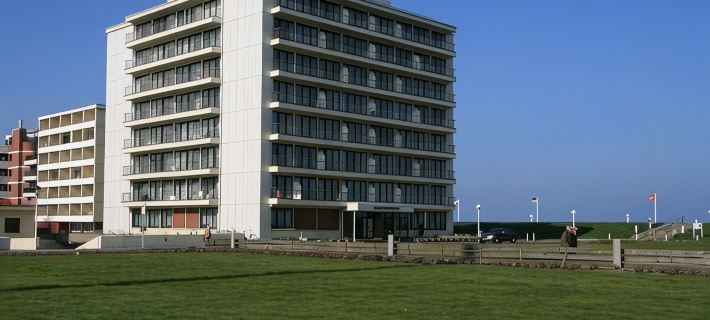 Zweiraumwohnung  im EG in bester Lage, unmittelbar an der Strandpromenade Hotels in Norderney