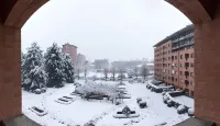 Elegante alloggio di grandi dimensioni (110 mq) in parco privato di 6000 mq - piscina
