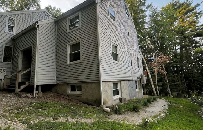 4Br Apartment with Waterfront Access