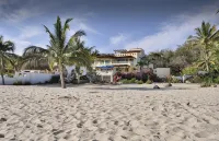 Beachfront Villa Casa Mar de Grecia 2 - Biệt thự