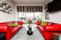 Kenley Hotel