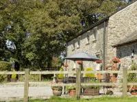 Lovely Cottage Situated in 40 Acres - 무료 와이파이
