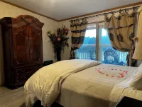 Lake House Waterfront Cabin Stunning views best home for bird watchers serenity