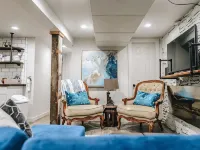 Stunning Ground Floor Apartment in Green Ridge. Hotels in Scranton