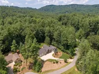 One Story Luxury near Hendersonville & the Biltmore! - Wifi