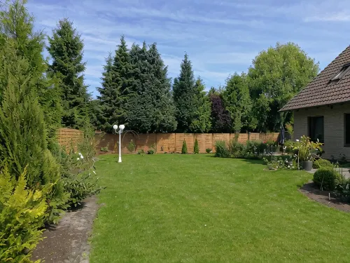 Vacation apartment "Am See 1"