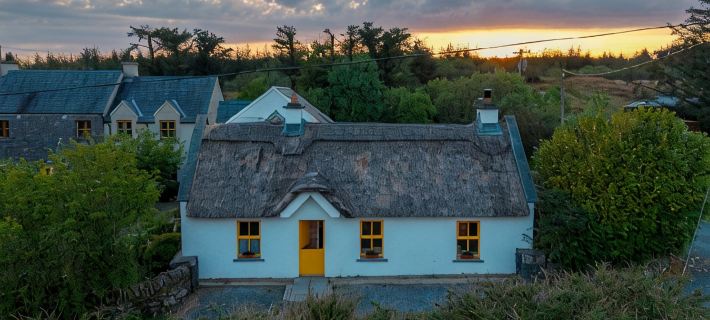 Burren Court Lodge Ξενοδοχεία στην πόλη Clare