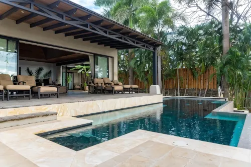 Casa Fuente Beachfront Villa in Playa Langosta Tamarindo. - Gym