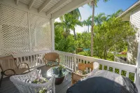 Craig & Cindy Key West Poolside Coral Hammock Royal Palm House 2 bdrm 2.5 bath - 2星級