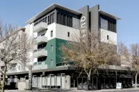 奎斯特奧爾伯裡飯店 - 停車場