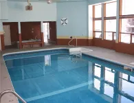 Kings Motor Inn - Kolam Renang