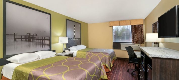 Super 8 by Wyndham Raleigh North East Hoteles en Condado de Wake