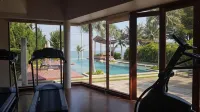 ปราณลักษณ์ พูล วิลล่า ฮอลลิเดย์ โฮม - ที่มีฟิตเนส