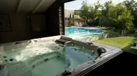Logis Hotel Restaurant Spa les Oliviers - Gym