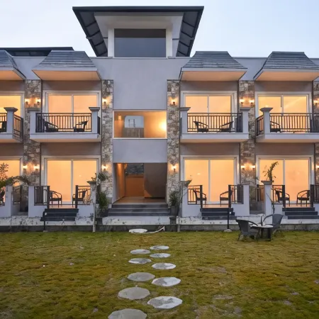 Amritara Chakra River Resort (Closest Luxury Resort to Neelkanth Temple)