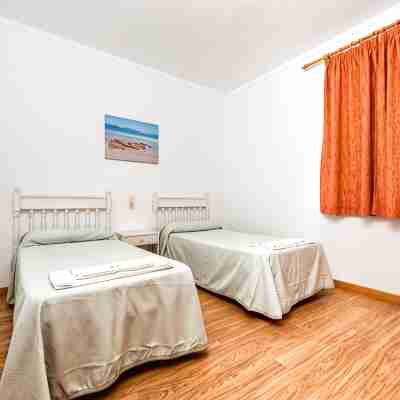 Apartamentos Arcos Playa Rooms