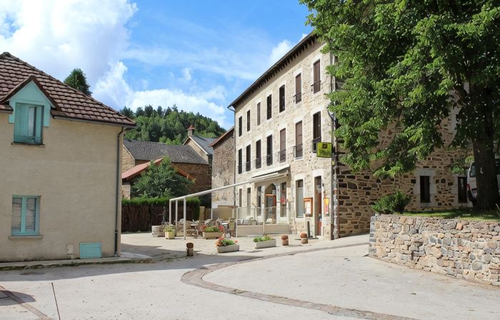 Logis Hotel Auberge de l'Allagnonette