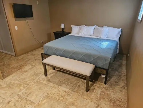 Bagnell Dam Strip House! - Wifi