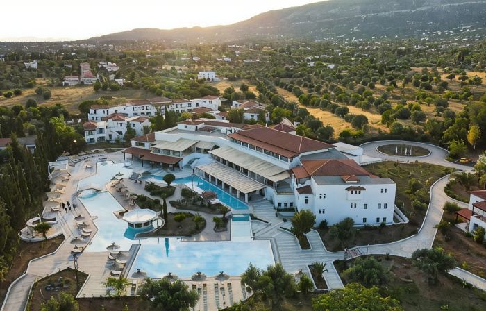 Zeus Eretria Resort